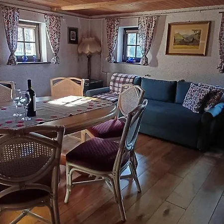 Pod Wojkową Dom wakacyjny